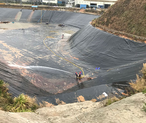 红旗废水池清理